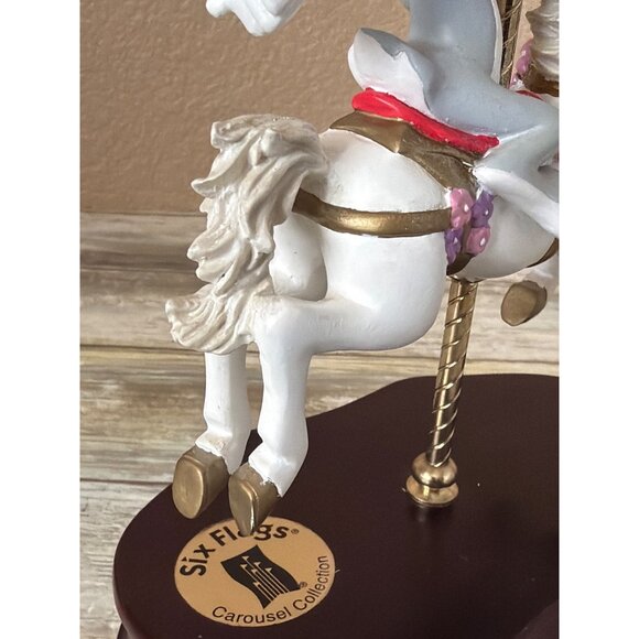 Six Flags Bugs Bunny Carousel Music Box Figurine Plays Carousel Waltz 1997 - Picture 12 of 17